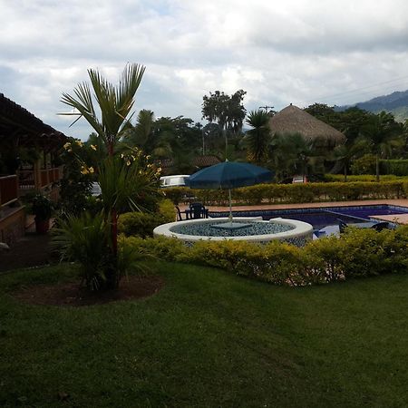 Finca El Diamante Villa Calarcá Екстериор снимка