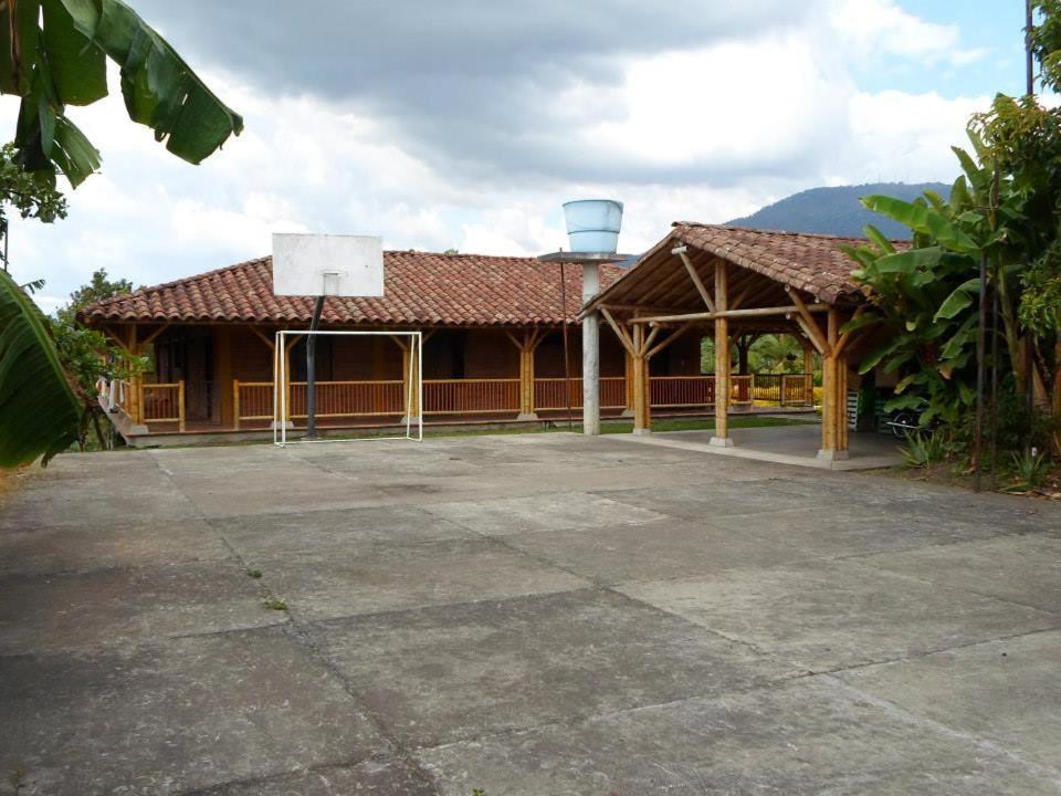 Finca El Diamante Villa Calarcá Екстериор снимка