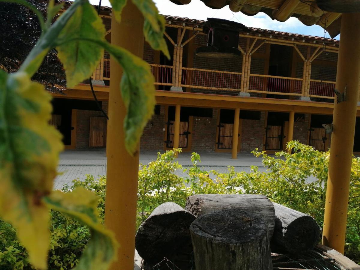 Finca El Diamante Villa Calarcá Екстериор снимка